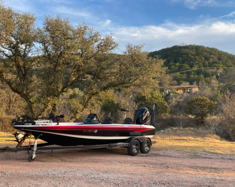 Winter Fishing with Cap'N Ron on Lake Fork Tips for Success